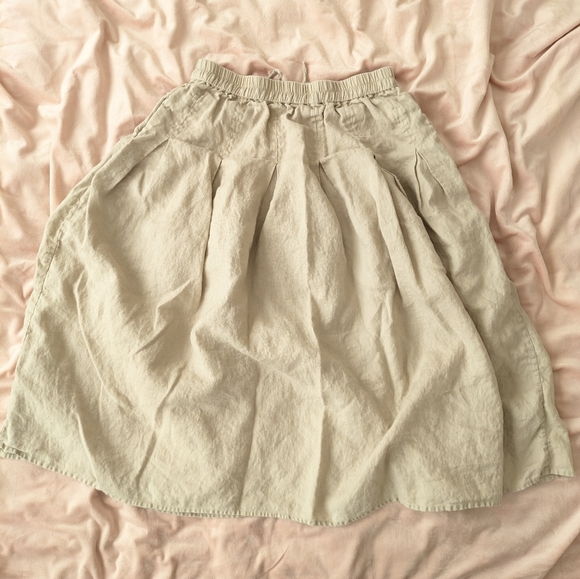 Grae Cove Pleated Skirt - Size S - Picture 8 of 10